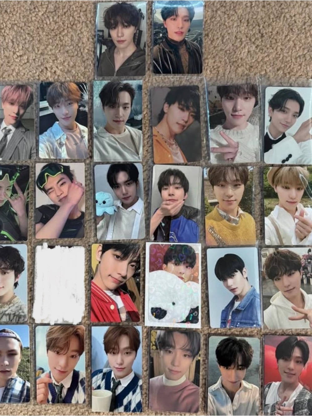Misc Kpop Boy Group Photocard/Album Bundle LOT (TXT, Seventeen & more)